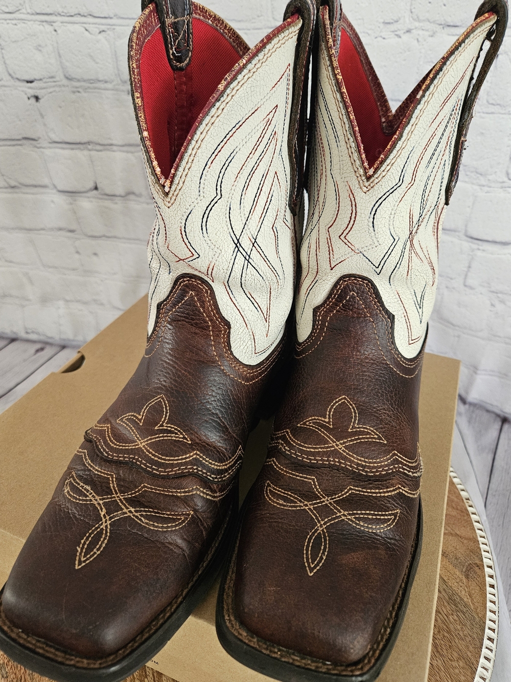 Ariat Women's Brown and White Western Cowboy Boots